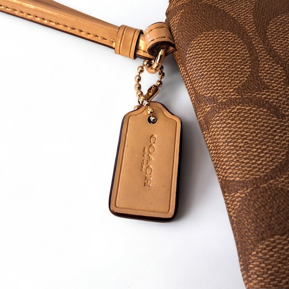 Coach Signature PVC Wristlet – Khaki/Saddle 2 – EUC - Picture 7 of 9
